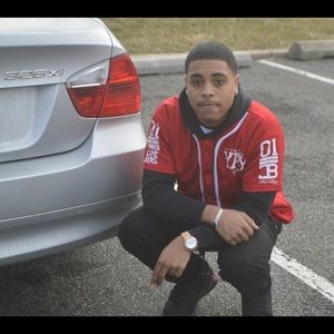 Meet your Posher, Kenny